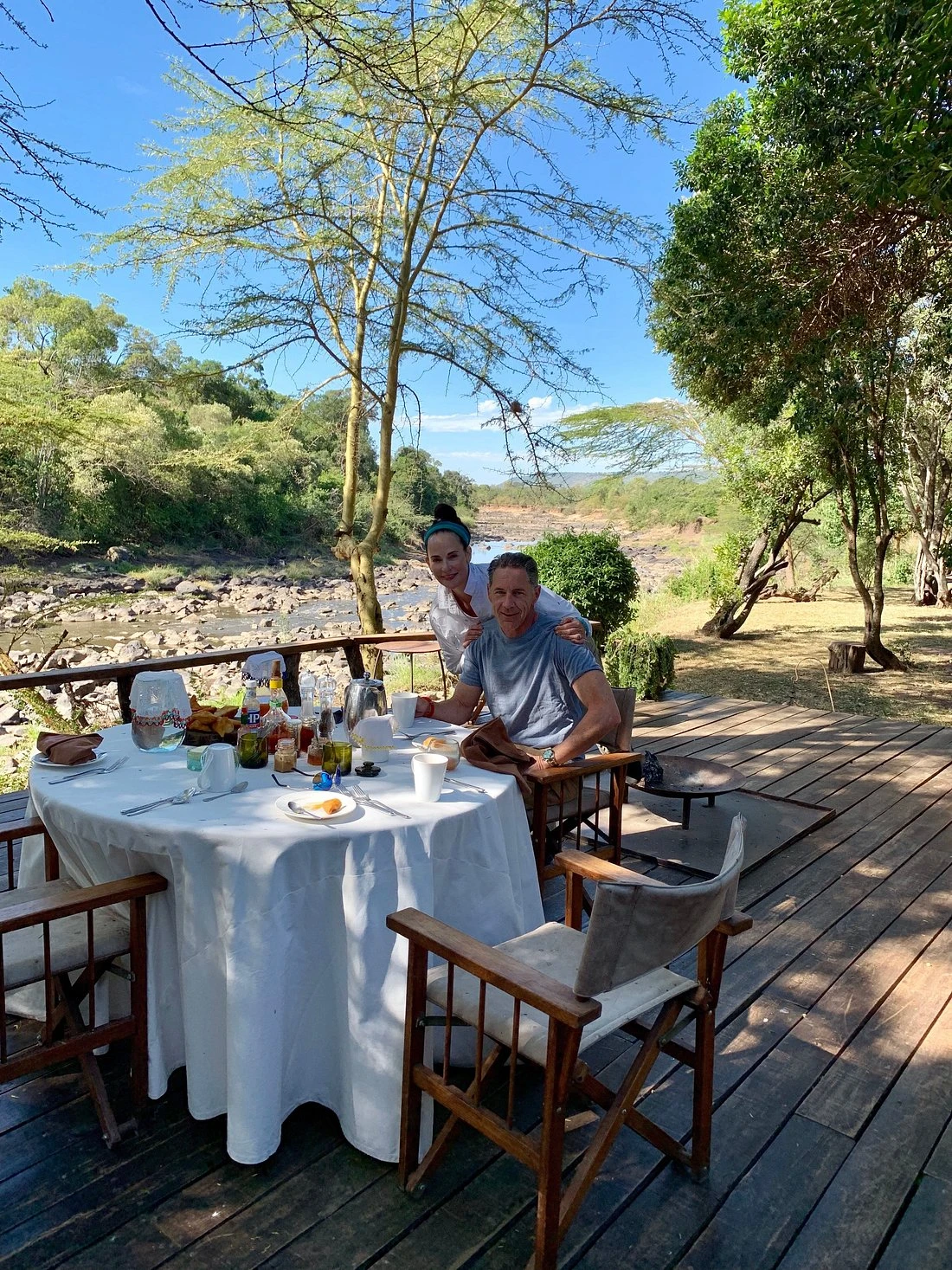 Breakfast on the Banks