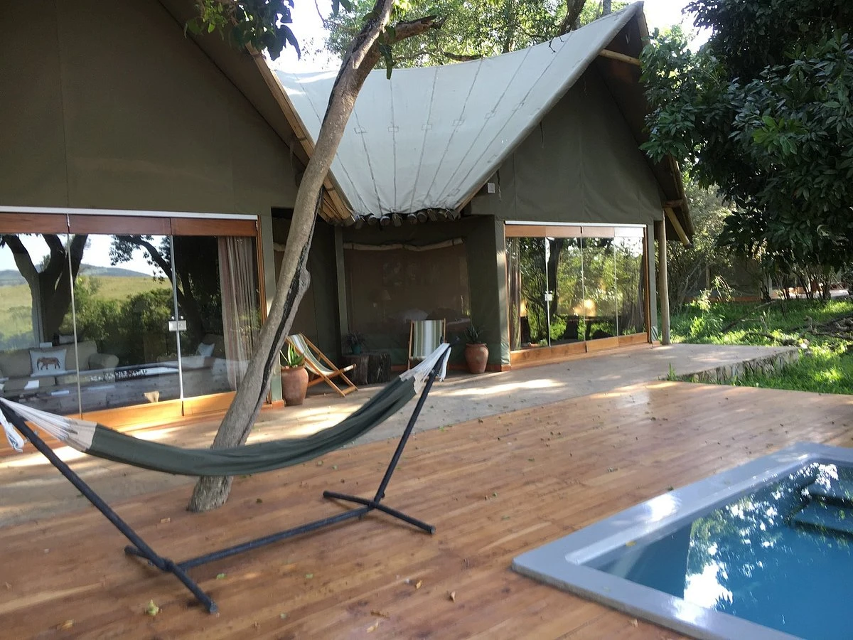 Sala's camp glass fronted tents